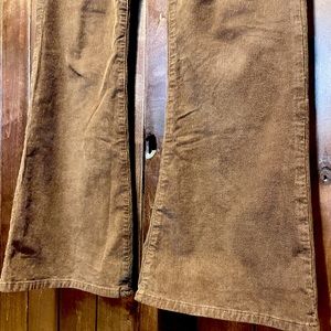 AMERICAN EAGLE BROWN CORDUROY FLARE JEANS